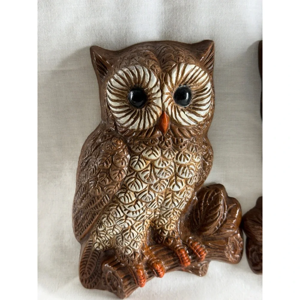 Vintage 1970s Owl Wall Plaques Pair Brown Faux Wood Textured Retro 7.5 Inch